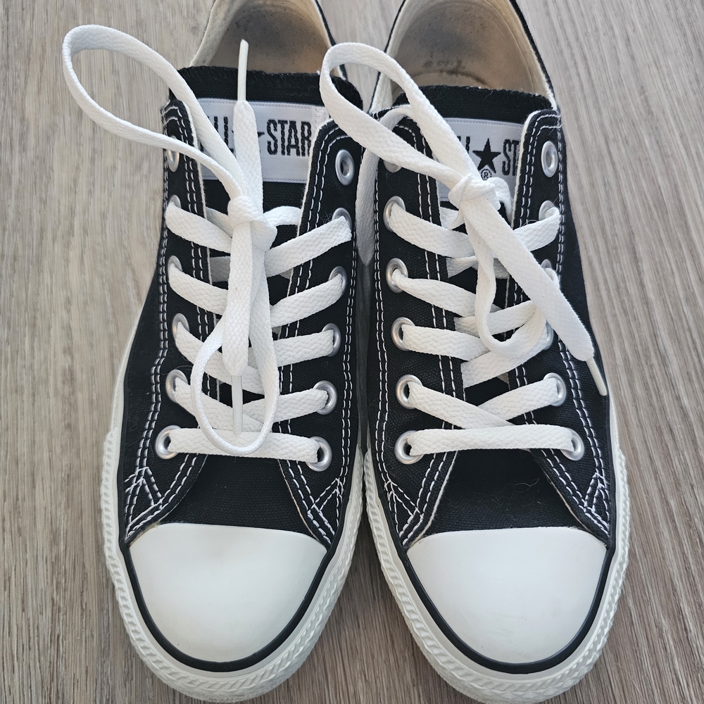 Converse Black Canvas Sneakers, Size 8 (Mens 5.5 / JP 24.5cm). Nearly New!